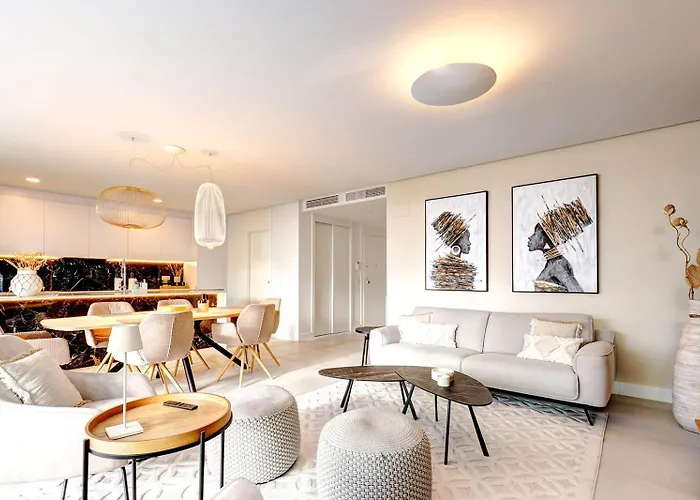 Luxury Penthouse With Panoramic Sea & Mountain Views شقة ماربيا