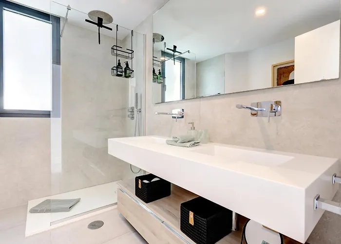 Luxury Penthouse With Panoramic Sea & Mountain Views * ماربيا